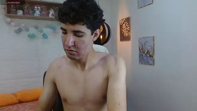 Snapshot of whitebull2606 chatting on November 2025 11:53:01 AM whitebull2606 online show from November 2025 11:53:01 AM