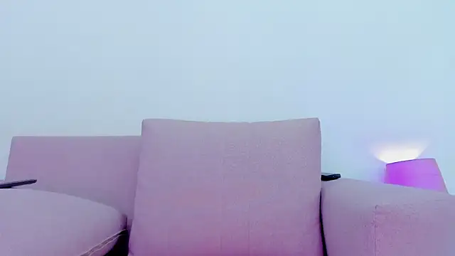 valentinarios  online show from September 2025 08:32:02 PM