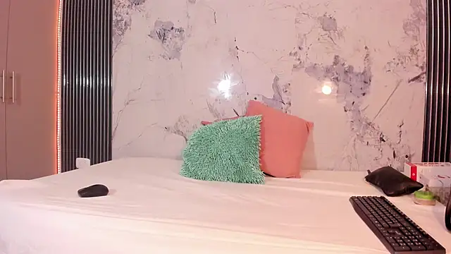 Snapshot of Mia_Duarte1 chatting on January 2026 07:28:02 PM Mia Duarte1 online show from January 2026 07:28:02 PM