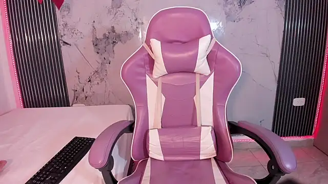 Snapshot of Mia_Duarte1 chatting on February 2026 08:18:02 PM Mia Duarte1 online show from February 2026 08:18:02 PM