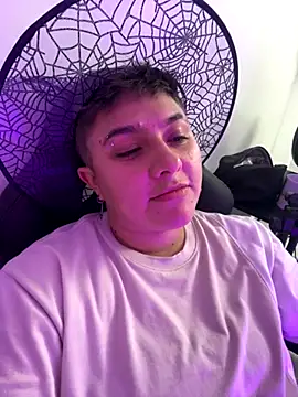 Snapshot of IanGilbert chatting on October 2025 07:52:01 PM IanGilbert online show from October 2025 07:52:01 PM