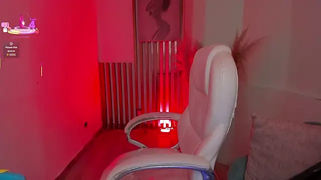 Snapshot of IanGilbert chatting on February 2026 09:08:02 PM IanGilbert online show from February 2026 09:08:02 PM