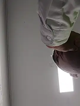 danigarci2307 online show from February 2026 09:31:01 PM