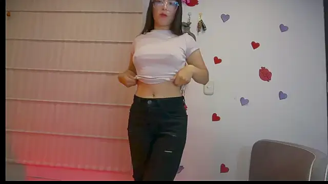 Snapshot of sasha_jonne chatting on April 2026 02:17:01 AM sasha jonne online show from April 2026 02:17:01 AM