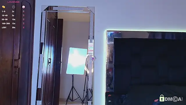 madisonwalkeeer online show from April 2026 08:31:01 PM