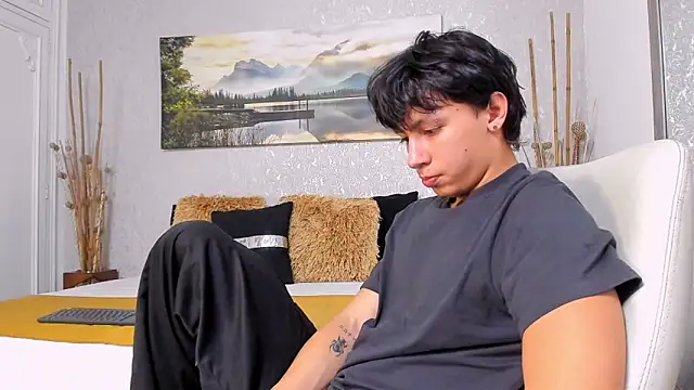 Tyler durten online show from October 2025 03:07:02 AM