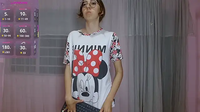 AnnieSparkle online show from February 2026 01:17:01 AM