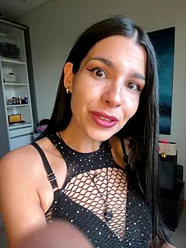 IaraStone online show from September 2025 09:36:01 PM