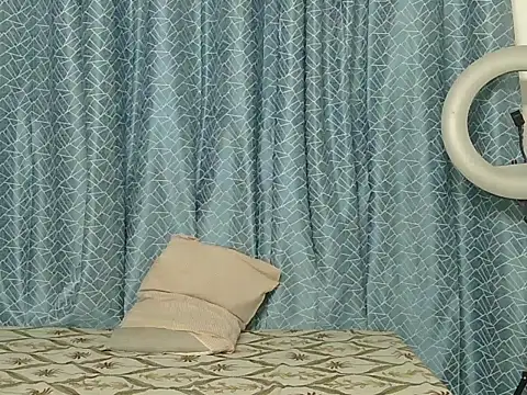 Snapshot of Its-ishikaa chatting on September 2025 03:44:02 AM Its-ishikaa online show from September 2025 03:44:02 AM