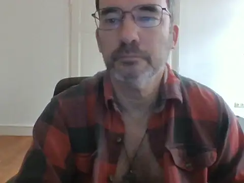 Snapshot of stallionrider88 chatting on November 2025 01:48:01 PM stallionrider88 online show from November 2025 01:48:01 PM