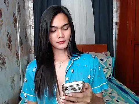 Snapshot of lady_in_moon chatting on October 2025 12:58:01 PM lady in moon online show from October 2025 12:58:01 PM