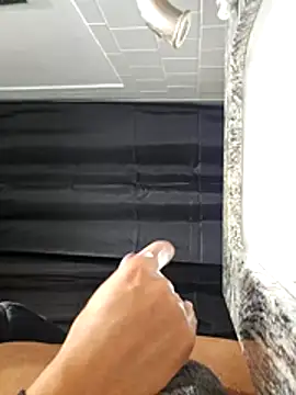 Snapshot of johntomm1422 chatting on January 2026 09:09:02 PM johntomm1422 online show from January 2026 09:09:02 PM