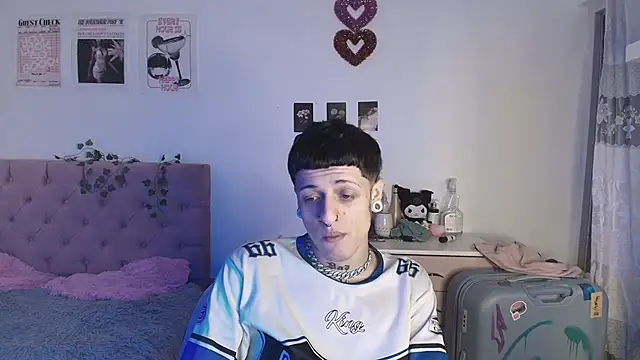 2cyboy  online show from September 2025 09:59:02 PM