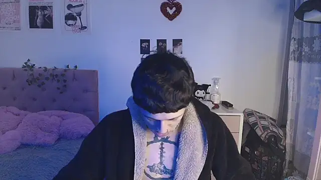 2cyboy  online show from September 2025 08:36:01 PM