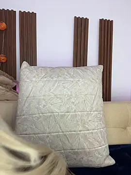 Snapshot of Mya_lorenz chatting on November 2025 07:10:02 AM Mya lorenz online show from November 2025 07:10:02 AM