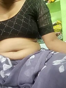 Snapshot of Hot_pooja55 chatting on September 2025 02:48:01 AM Hot pooja55 online show from September 2025 02:48:01 AM