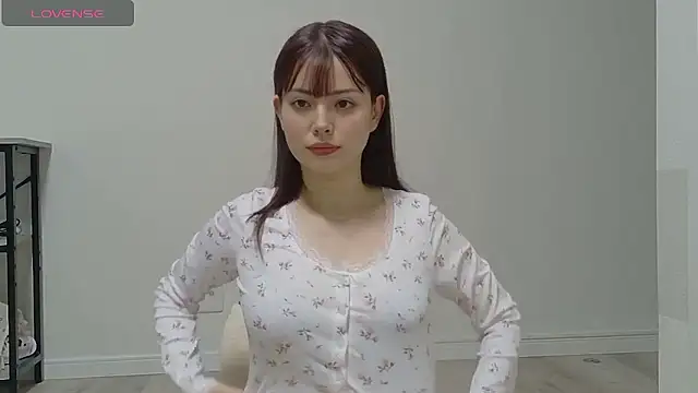 Snapshot of Mike-ch- chatting on September 2025 12:01:02 AM Mike-ch- online show from September 2025 12:01:02 AM