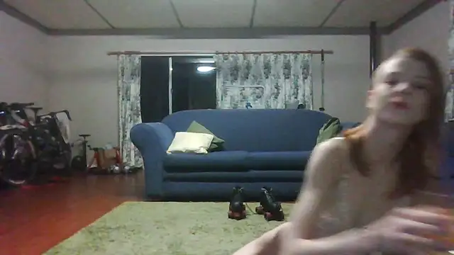 Snapshot of Rupoles chatting on November 2025 11:42:02 AM Rupoles online show from November 2025 11:42:02 AM