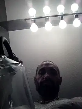 Snapshot of Fine10ne chatting on December 2025 01:57:02 AM Fine10ne online show from December 2025 01:57:02 AM