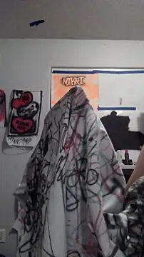 Snapshot of Fine10ne chatting on February 2026 01:32:01 AM Fine10ne online show from February 2026 01:32:01 AM