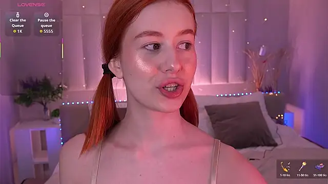 Lisafoxy  online show from November 2025 01:19:01 AM