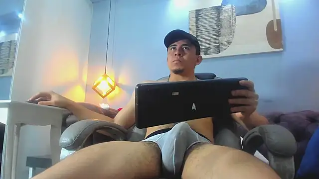 Eross Santy online show from July 2026 02:57:01 PM