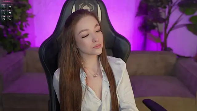 Snapshot of Ella_054 chatting on February 2026 07:51:02 PM Ella 054 online show from February 2026 07:51:02 PM