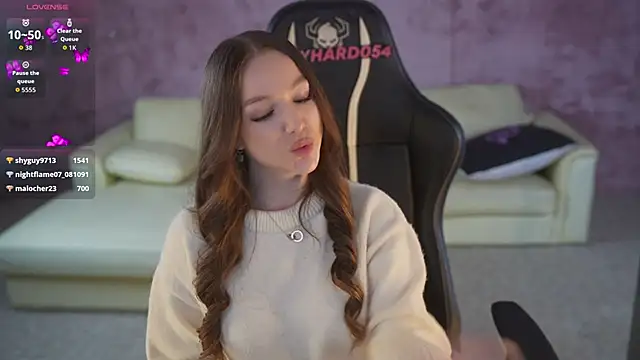 Snapshot of Ella_054 chatting on February 2026 11:42:02 PM Ella 054 online show from February 2026 11:42:02 PM