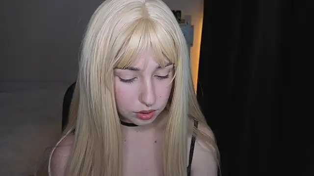 Snapshot of YukiMisa chatting on September 2025 01:44:02 PM YukiMisa online show from September 2025 01:44:02 PM