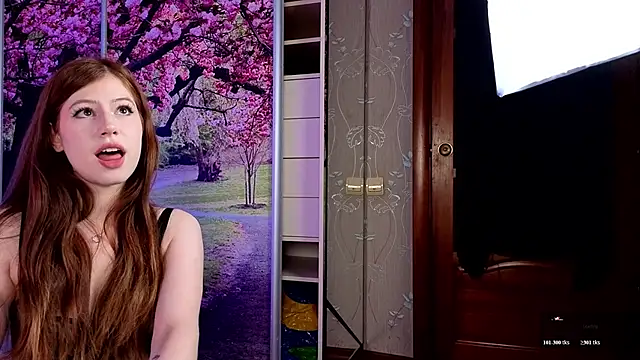 CarolaineMyers online show from May 2026 04:51:01 AM