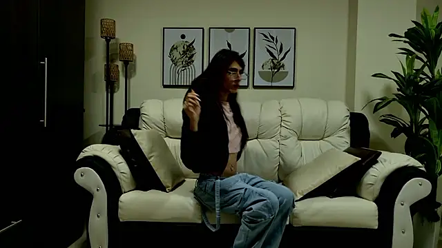 Violeta Foxz online show from March 2026 07:51:02 PM