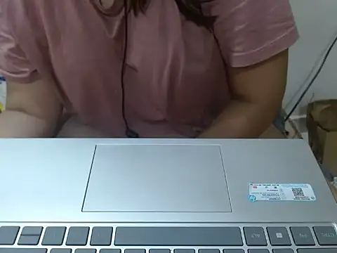 Snapshot of Nataliya_Singh chatting on April 2026 07:41:01 PM Nataliya Singh online show from April 2026 07:41:01 PM