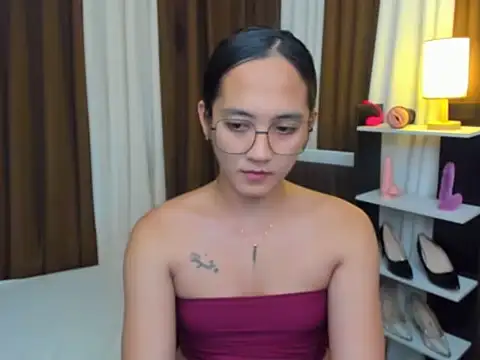 URHottestAngel online show from October 2025 12:53:02 PM