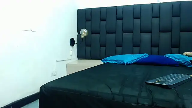 daniel evans69 online show from October 2025 12:29:01 PM