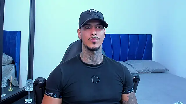 Snapshot of jiro_kenji1 chatting on October 2025 10:07:02 PM jiro kenji1 online show from October 2025 10:07:02 PM