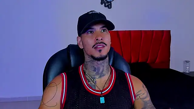 Snapshot of jiro_kenji1 chatting on October 2025 07:56:01 PM jiro kenji1 online show from October 2025 07:56:01 PM