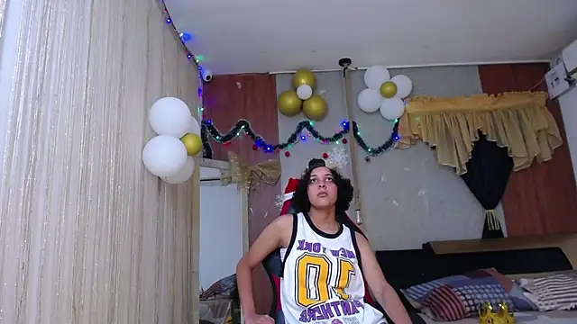 miss leidy  online show from November 2025 03:39:01 AM