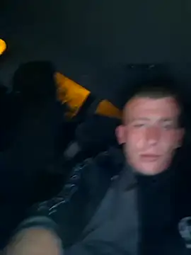 Snapshot of Mlody991112 chatting on October 2025 07:11:02 PM Mlody991112 online show from October 2025 07:11:02 PM