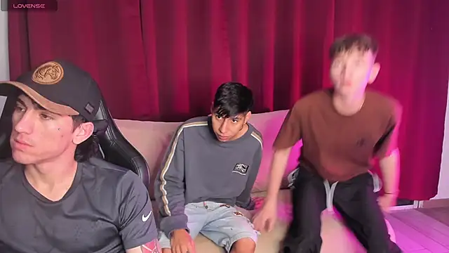 Handsomeboyss19 online show from October 2025 01:24:02 AM