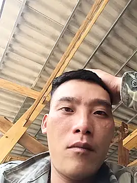 Snapshot of Chao_xxx chatting on September 2025 05:43:02 AM Chao xxx online show from September 2025 05:43:02 AM