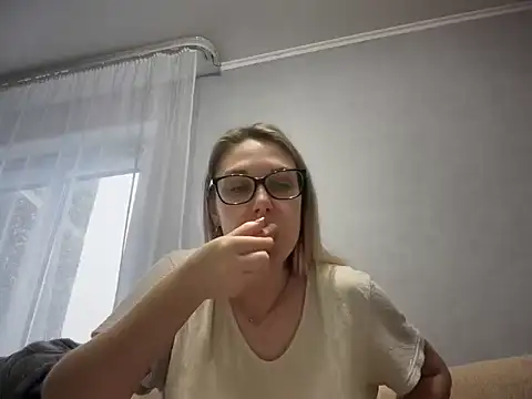 Snapshot of NikexPretty chatting on November 2025 08:16:02 AM NikexPretty online show from November 2025 08:16:02 AM