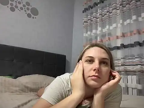 Snapshot of NikexPretty chatting on November 2025 10:47:02 PM NikexPretty online show from November 2025 10:47:02 PM