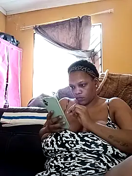 HappygalTheQueen online show from November 2025 09:08:02 AM