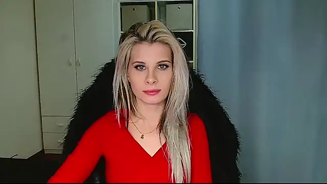 KristineGlow online show from February 2026 09:00:02 PM