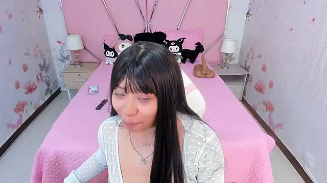 SafiroAgataaa online show from November 2025 02:55:02 AM