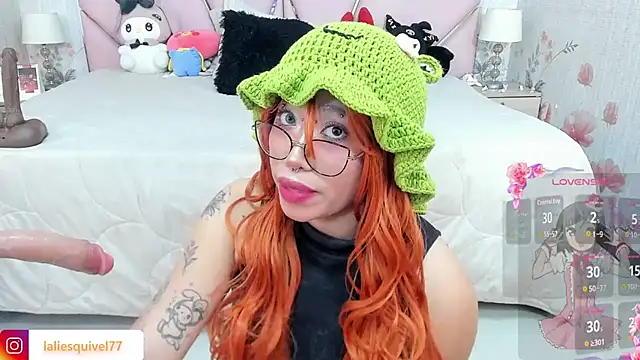 Snapshot of SafiroAgataaa chatting on July 2026 04:19:01 AM SafiroAgataaa online show from July 2026 04:19:01 AM