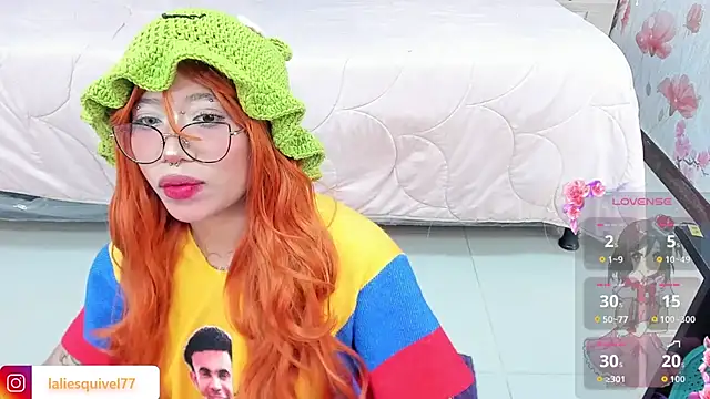 Snapshot of SafiroAgataaa chatting on July 2026 06:47:02 AM SafiroAgataaa online show from July 2026 06:47:02 AM