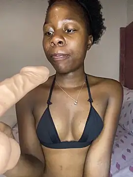 Crazyqueenxxx online show from October 2025 09:30:01 PM