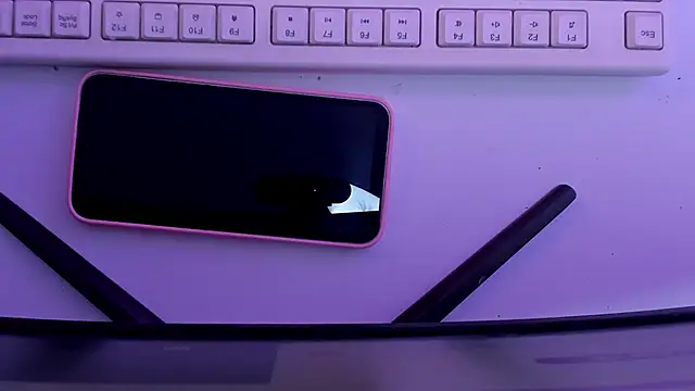 juliana reynolds online show from September 2025 12:51:02 PM