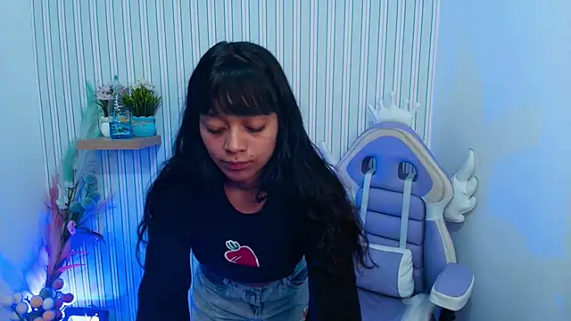 Snapshot of kataleya__18 chatting on December 2025 12:56:02 PM kataleya 18 online show from December 2025 12:56:02 PM